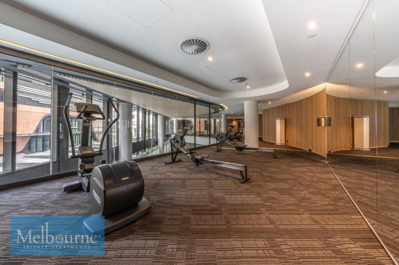 Melbourne Private Apartments - Collins Street Waterfront, Docklands, Melbourne